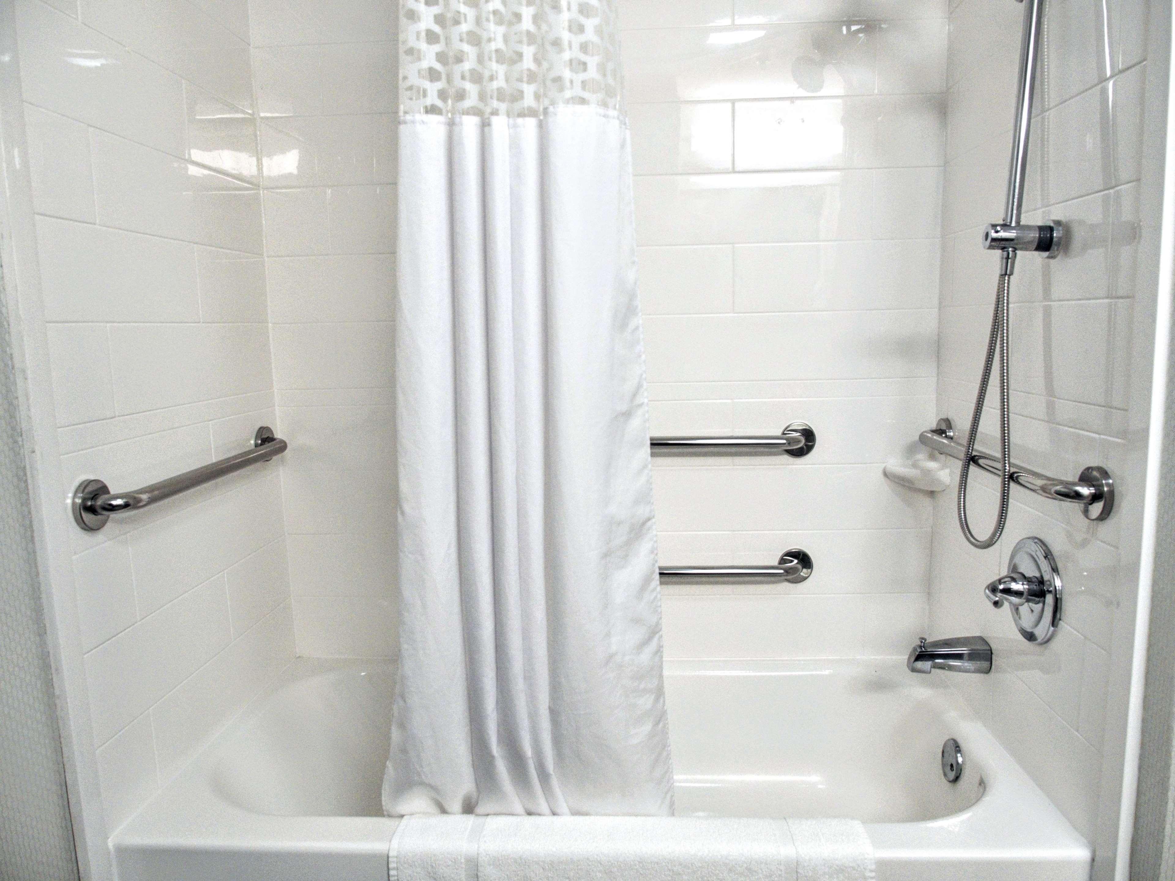 Hotel Hampton 3*