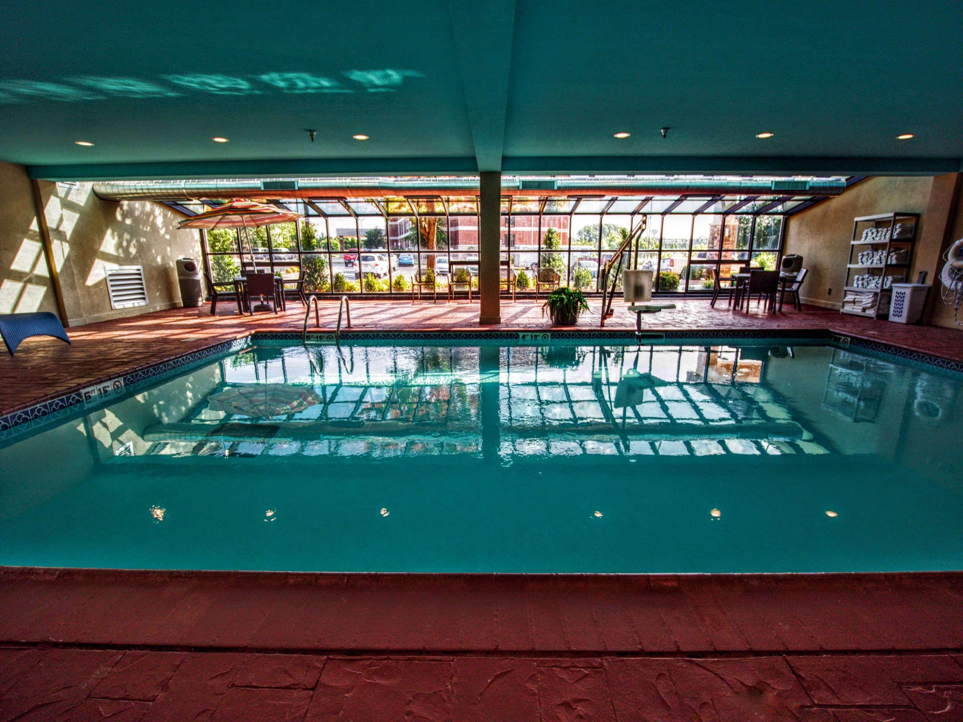 Hotel Hampton 3*