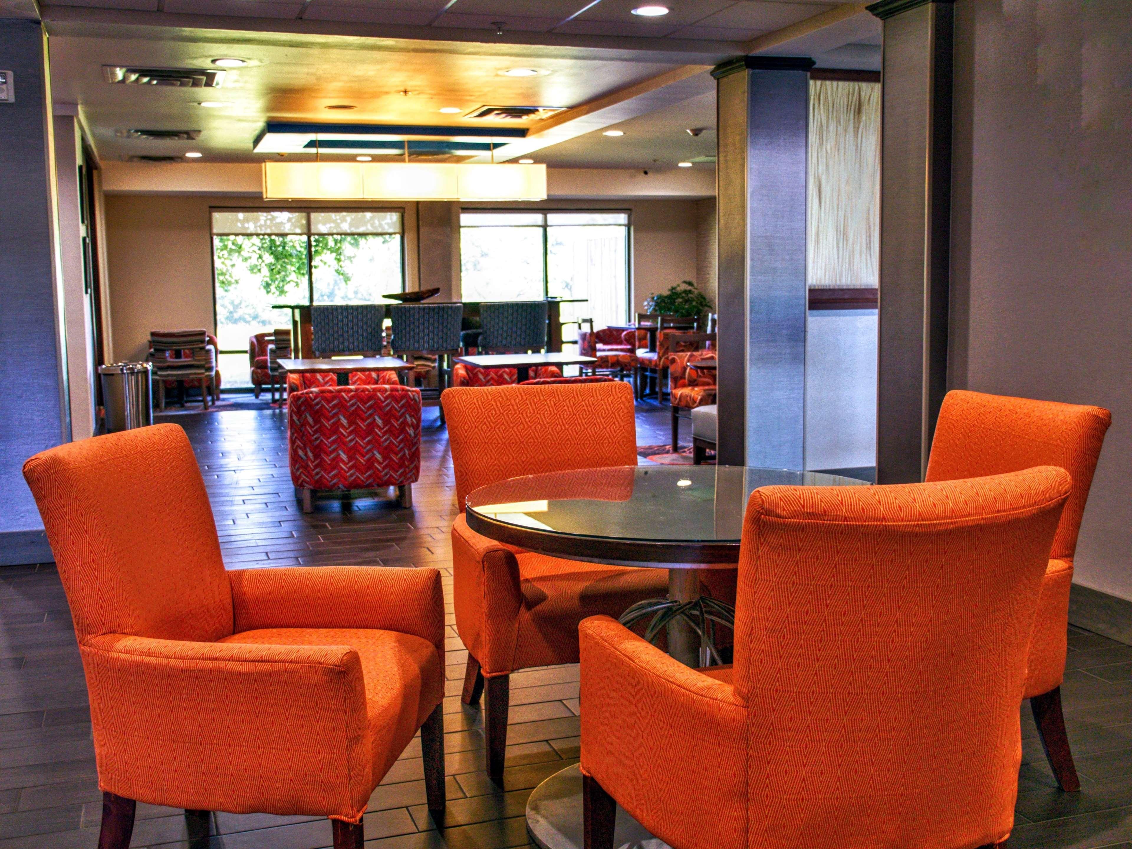 Hotel Hampton Edmond