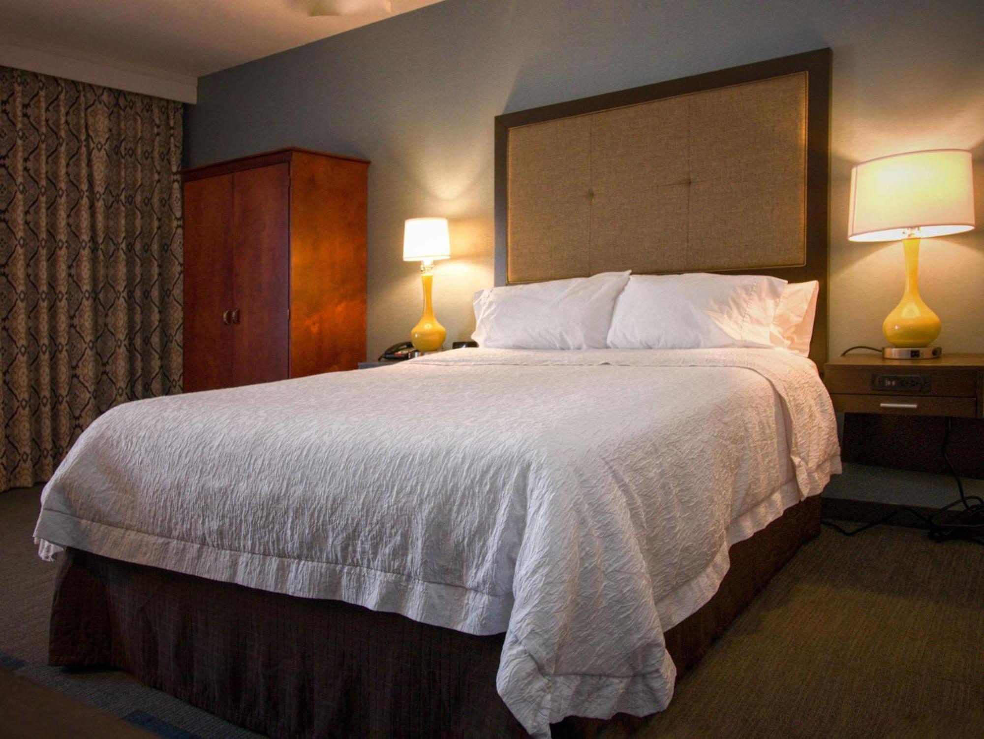 Hotel Hampton Edmond
