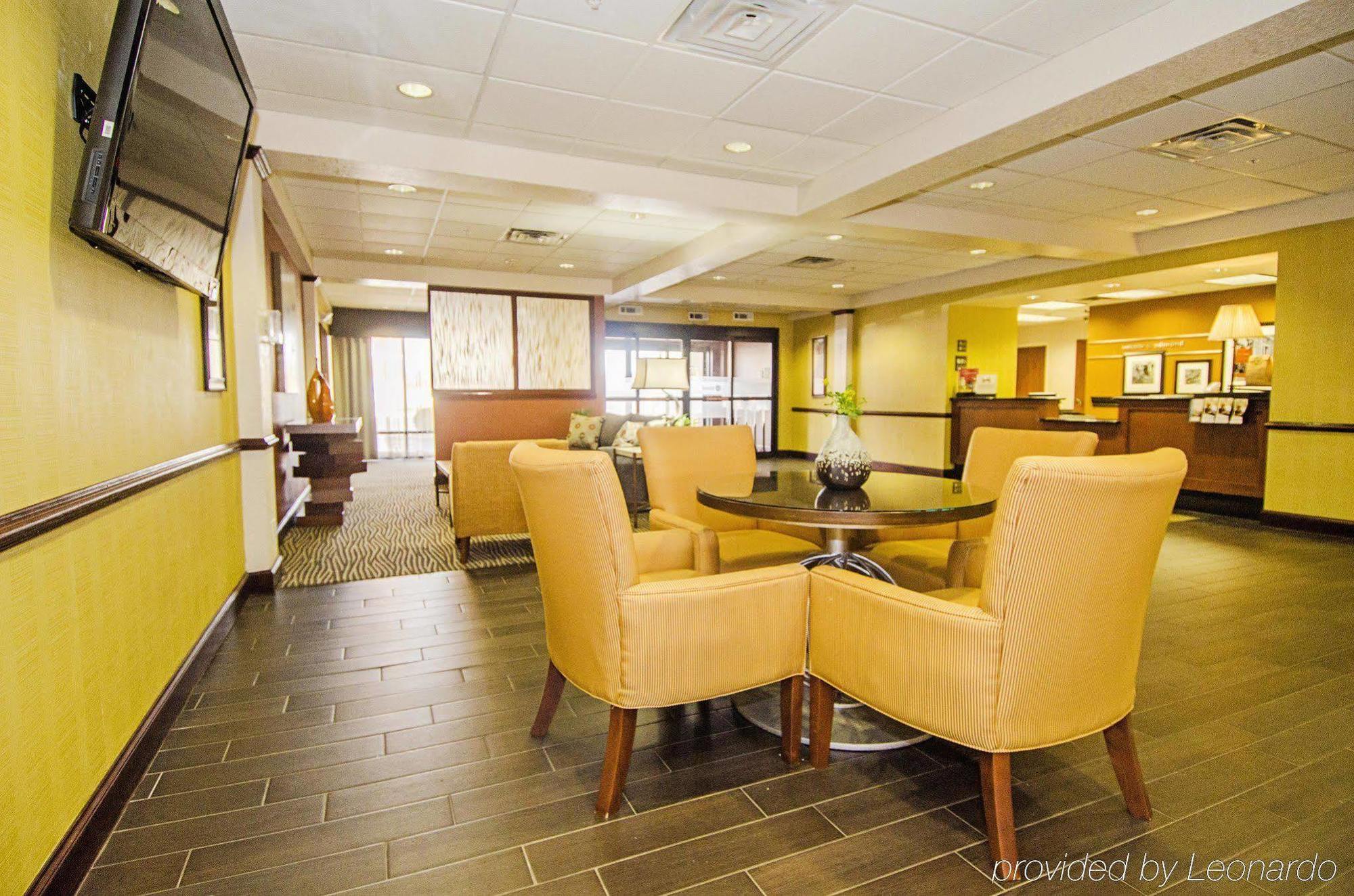 Hotel Hampton Edmond