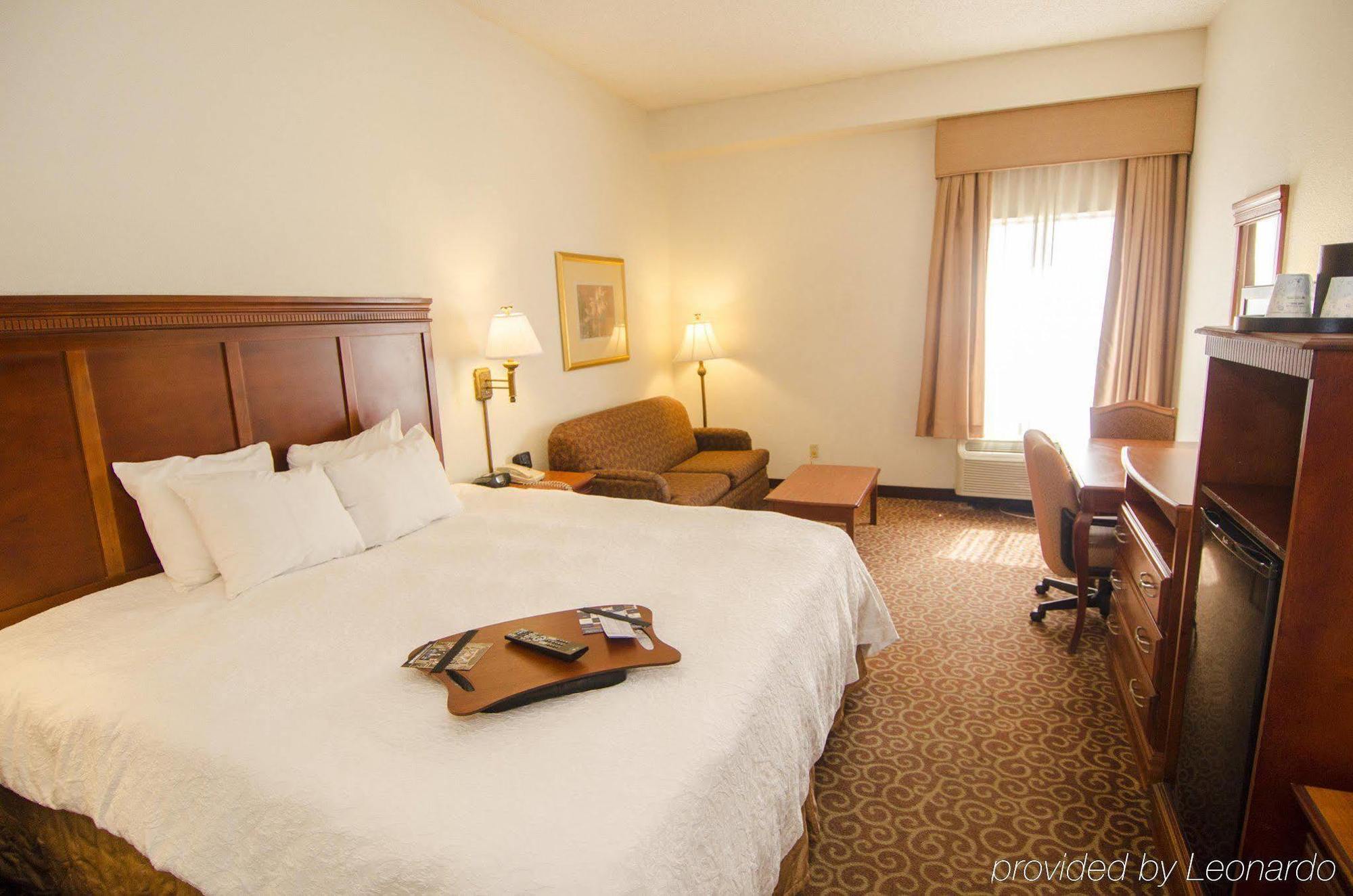 Hotel Hampton 3*